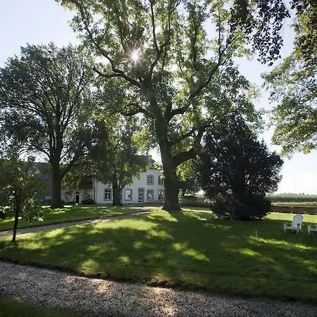 Bed & Breakfast Buitenplaats 4*